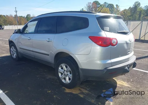 2011 Chevrolet Traverse Ls from USA, damaged, VIN 1GNKRFED3BJ190619